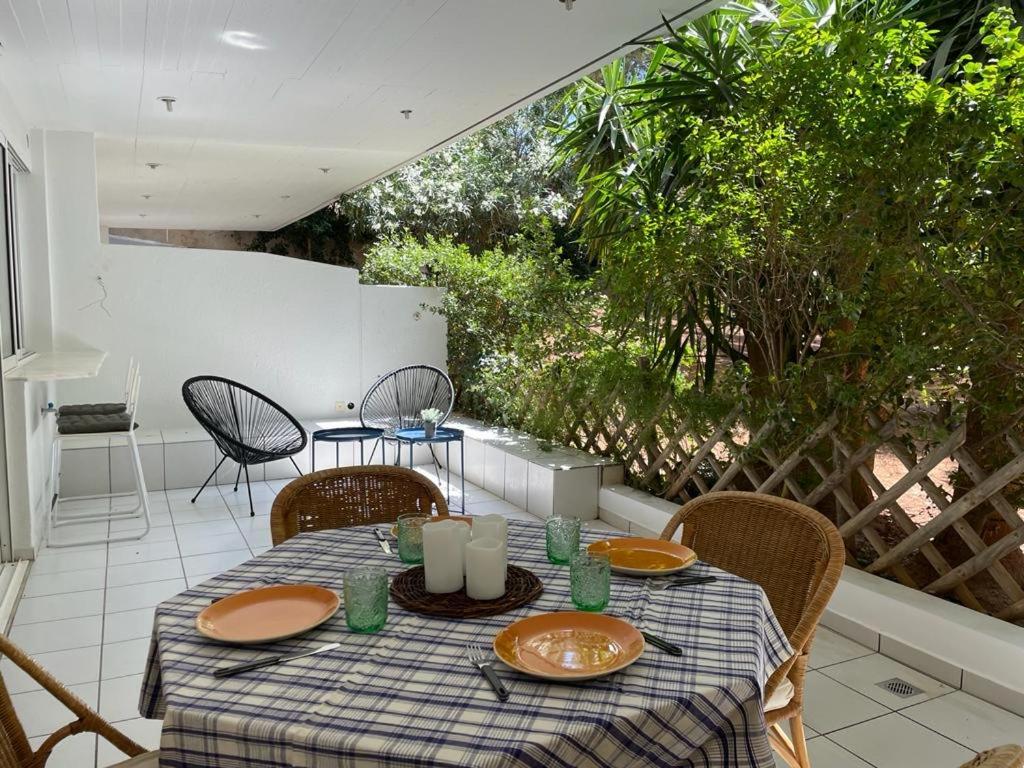 雅典Vouliagmeni'S Secret Garden Near The Sea公寓 外观 照片